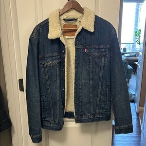 Levi's Men's Dark Blue Sherpa-Lined Denim Jacket